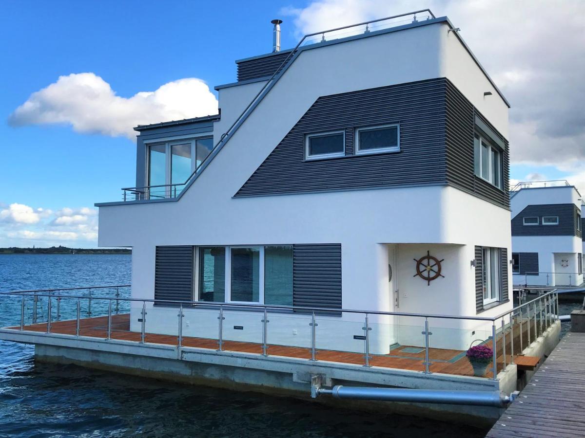 Schwimmendes Haus Robby II Villa Bitterfeld-Wolfen Exterior photo